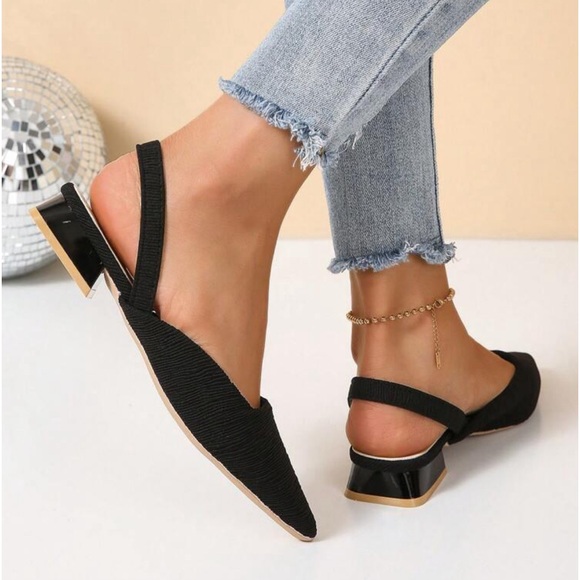 NWOT SHEIN 🖤Black Pointed Toed Sandals with Back Strap - Picture 7 of 8